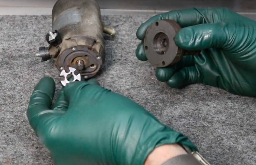 Bosch Djetronic Electric Fuel Pump Stuck or Leaking? Here is How to